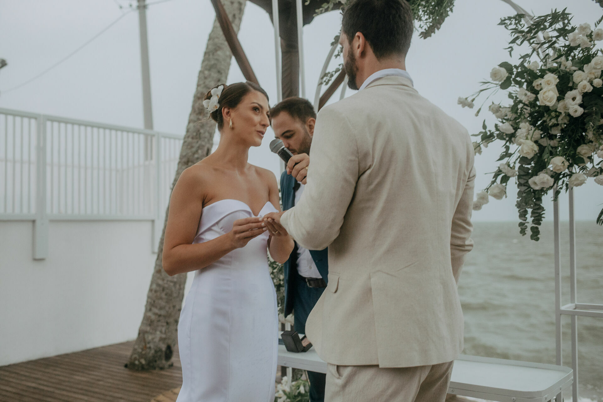 Foto A chuva deixou esse casamento em Florianópolis ainda mais especial! - Imagem 32