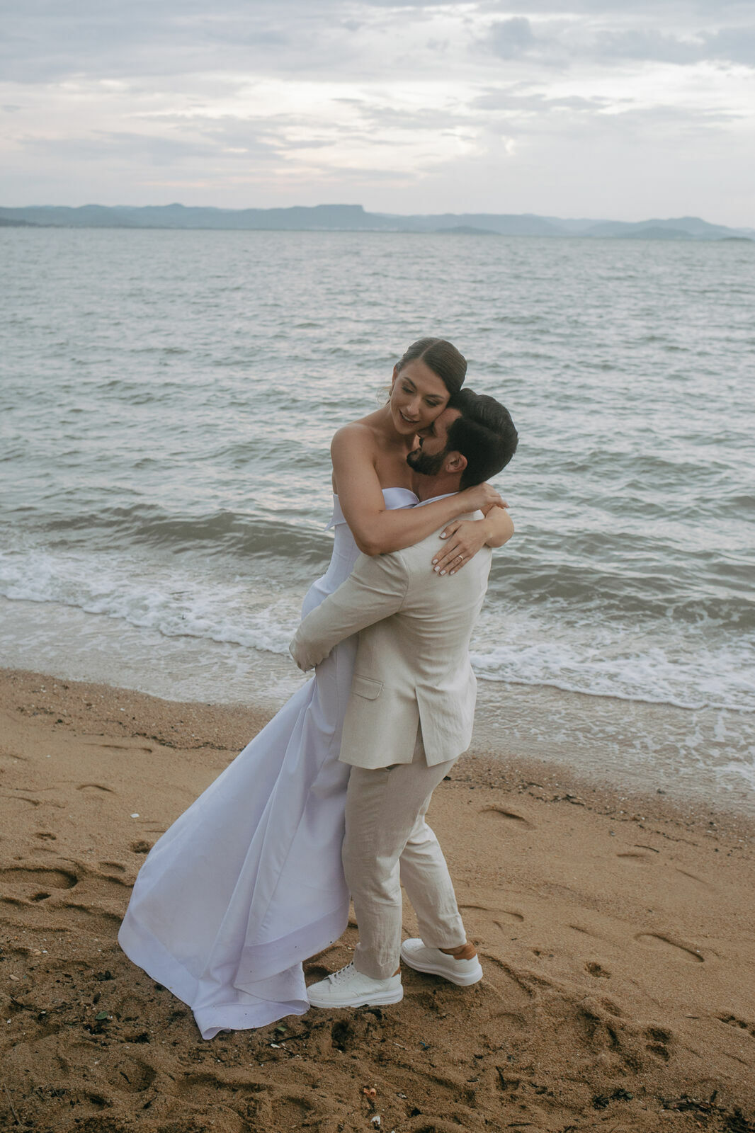 Foto A chuva deixou esse casamento em Florianópolis ainda mais especial! - Imagem 42