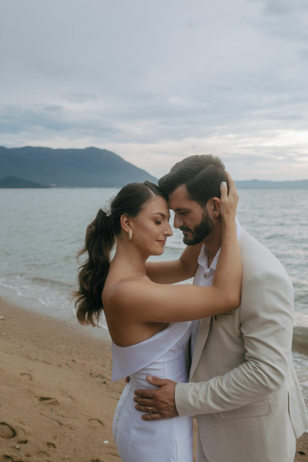 Foto A chuva deixou esse casamento em Florianópolis ainda mais especial! - Imagem 41